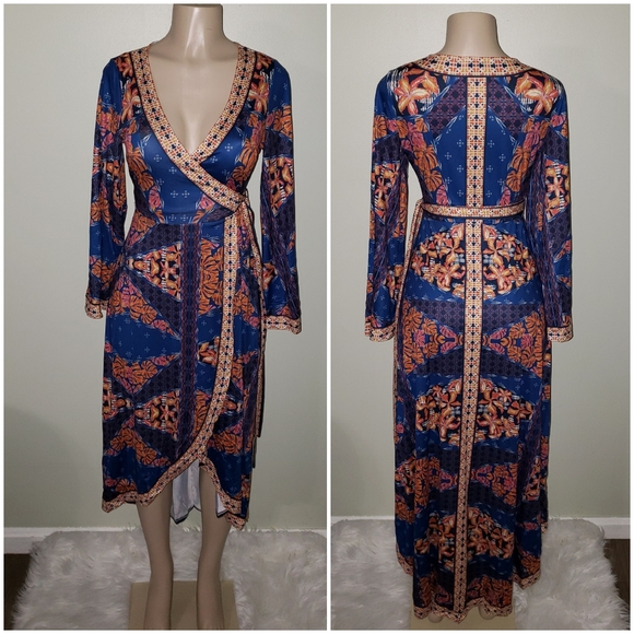 Dress - Picture 1 of 1